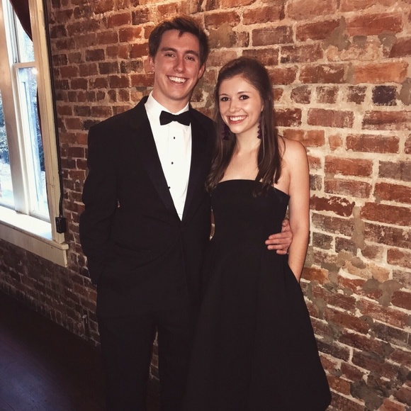 Meet your Posher, Maddie - Picture 1 of 1